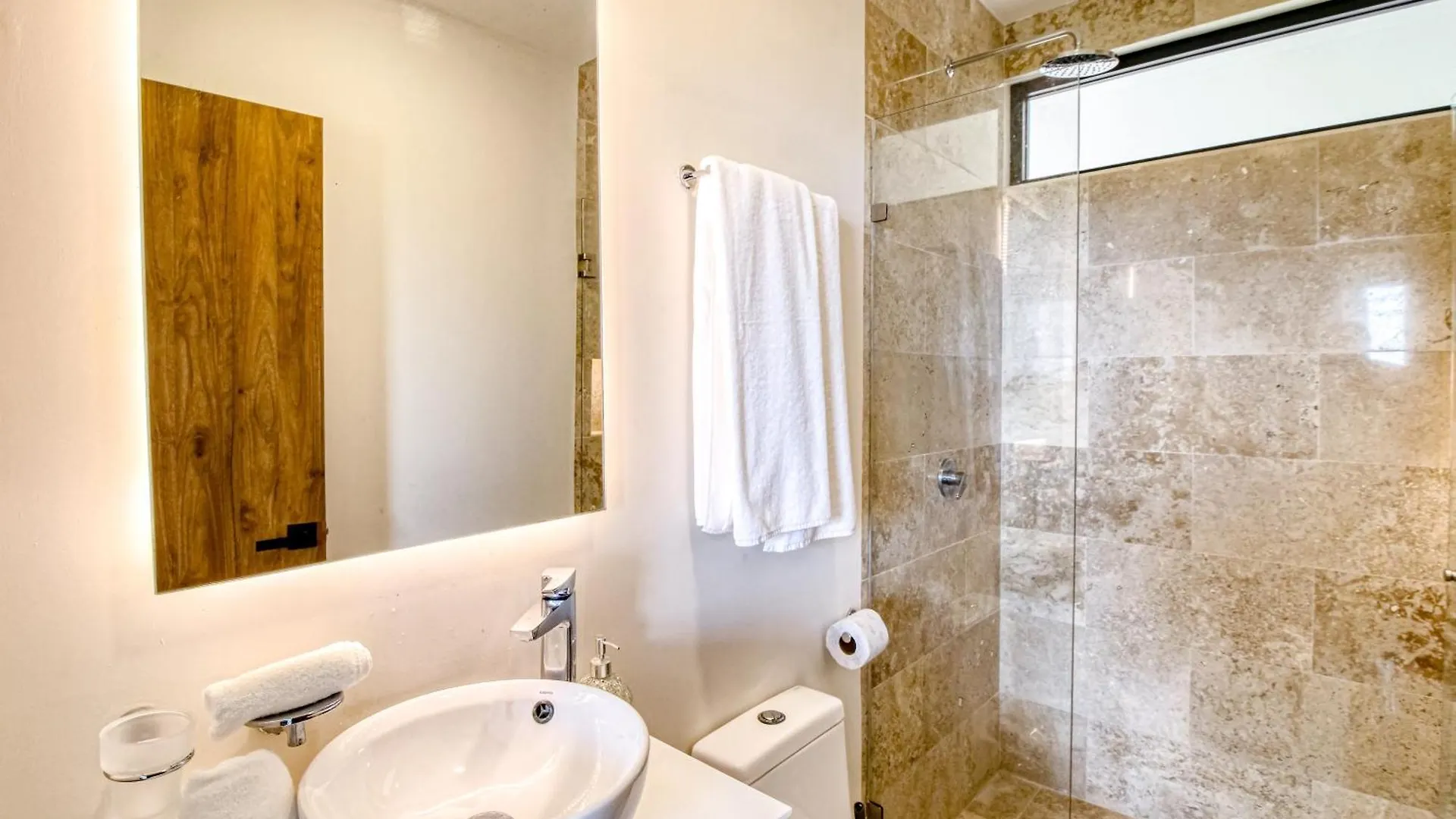 Giada Towers Ph 313A Villa Tulum