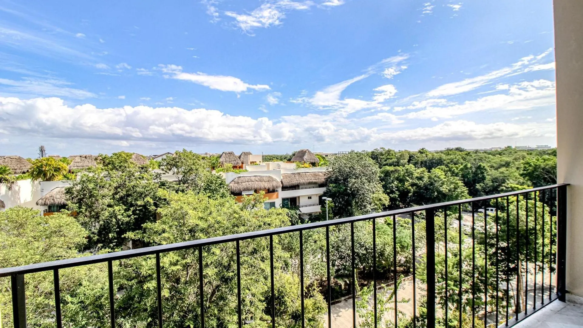 Giada Towers Ph 313A Villa Tulum